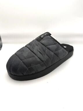 Bass Outdoor Puffer Slide Slippers US 7 Black Camo